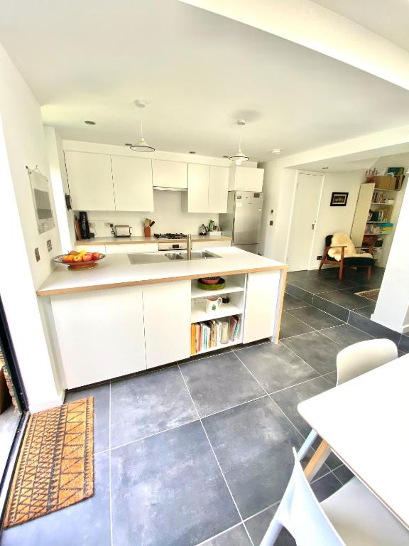 Stunning apartment with garden in the heart of Hackney, East London room 4